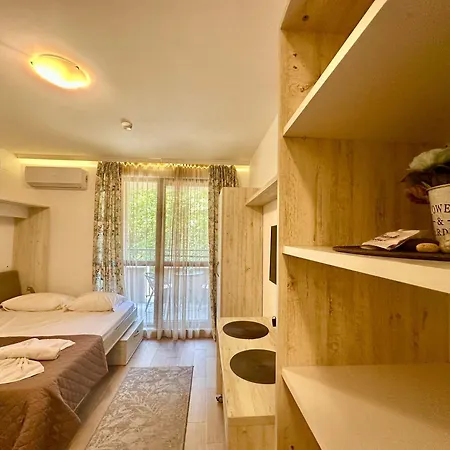 Apartman With Balcony In Cascadas Napospart