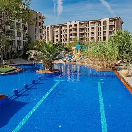 With Balcony In Cascadas Apartman Napospart